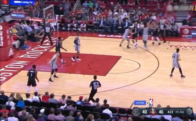 沃尔夫斯堡防守反击教科书,快速转换连入两球锁定胜局